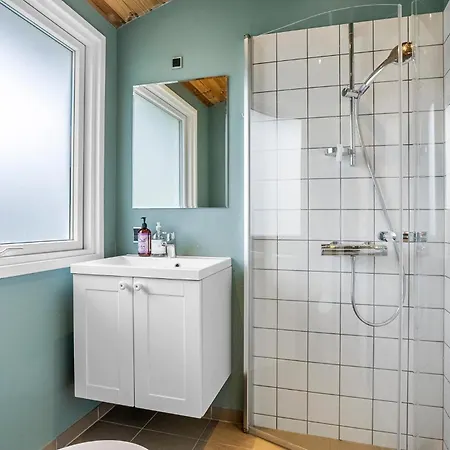 3 Bedroom Lovely In *