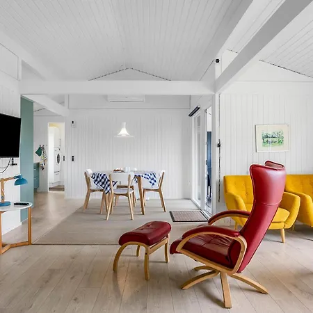 3 Bedroom Lovely In Дом отдыха