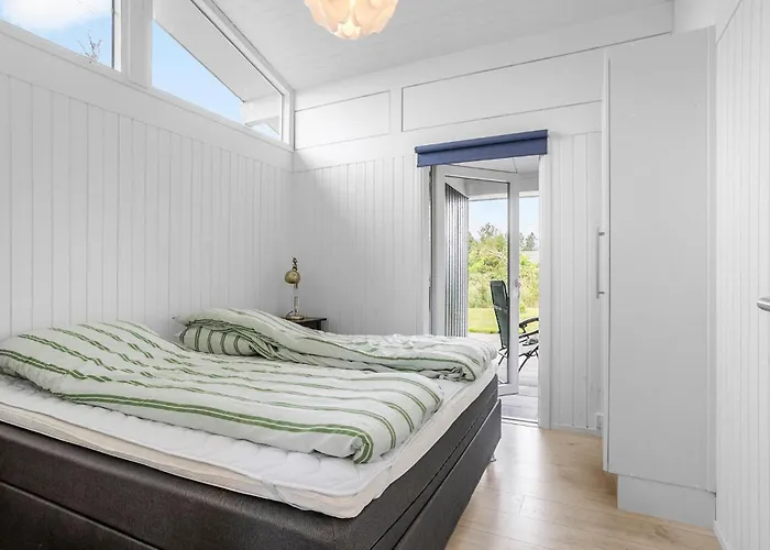 Дом отдыха 3 Bedroom Lovely In Биндслев