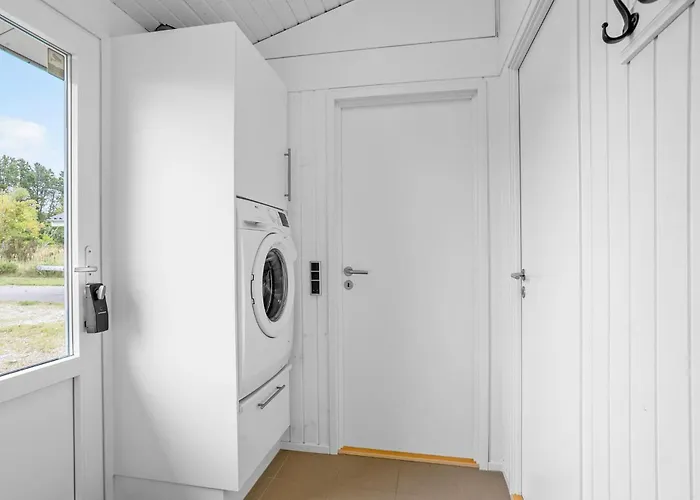 3 Bedroom Lovely In Дом отдыха *